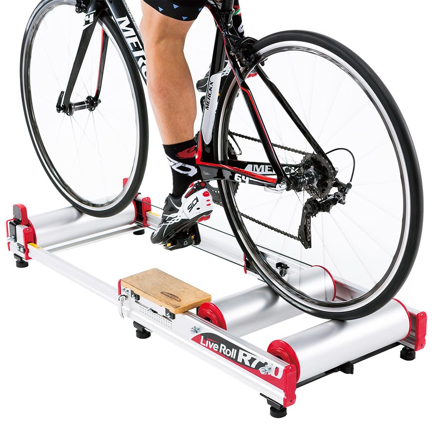 Minoura Live Roll R720 26 - 700c Roller Collapses For Easy Storage